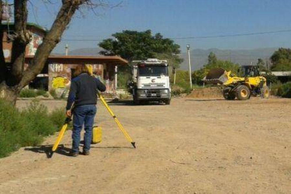 Iniciaron las obras de apertura de la avenida Godoy Cruz 