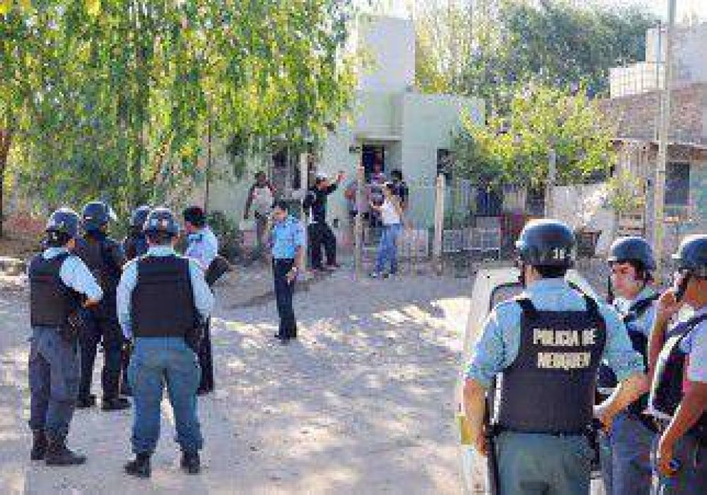 Un menor armado caus� una nueva "barriada" en el Oeste 
