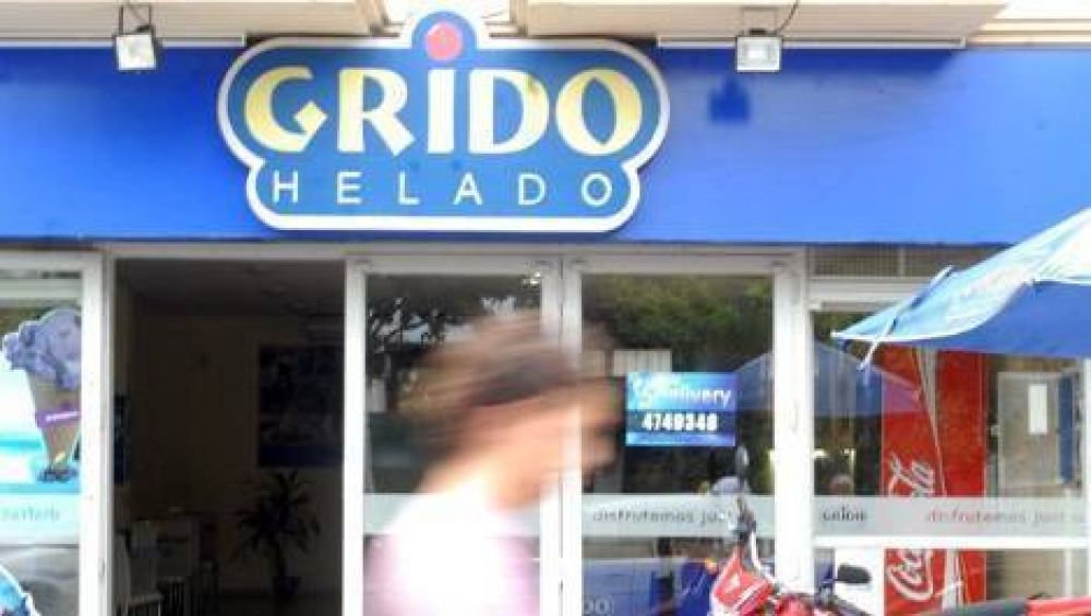 Asalto a punta de pistola en una helader�a de la avenida Gal�ndez