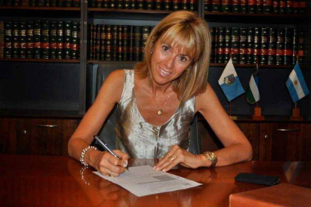 Garc�a Larraburu present� un proyecto para implementar el Diagn�stico precoz del S�ndrome de Down