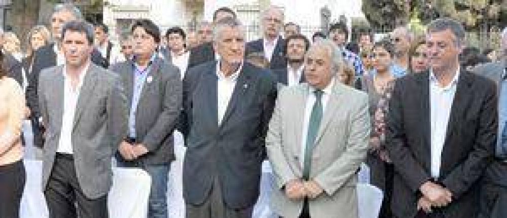 Gioja pidi� que detengan a Olivera y De Marchi	