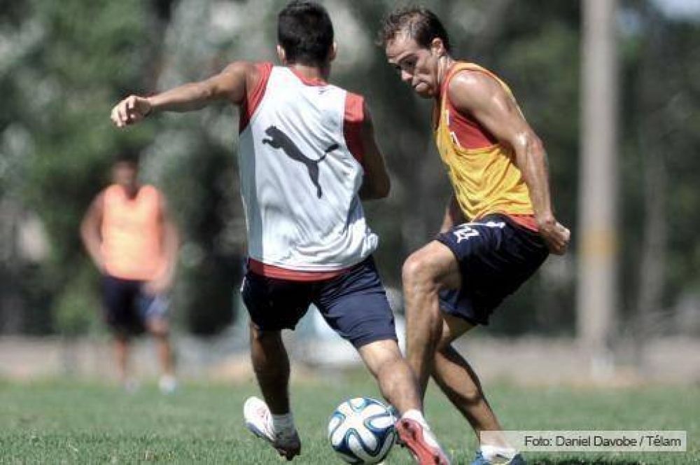 Ins�a: "El equipo juega muy mal y no podemos dejar pasar m�s chances"