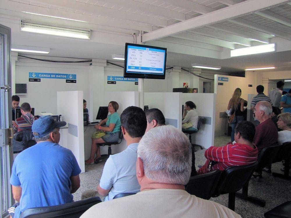 Se present� un nuevo, �gil y moderno Sistema de Turnos en el Registro de Conducir