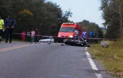 Muri� un motociclista al chocar contra un cami�n en la colectora de C�rdoba-Carlos Paz