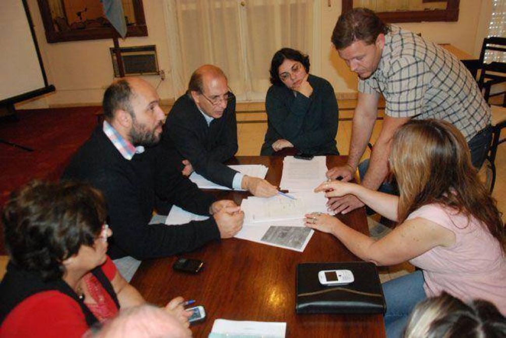 Terrenos: concejales crear�n una tasa para evitar la especulaci�n inmobiliaria en la ciudad