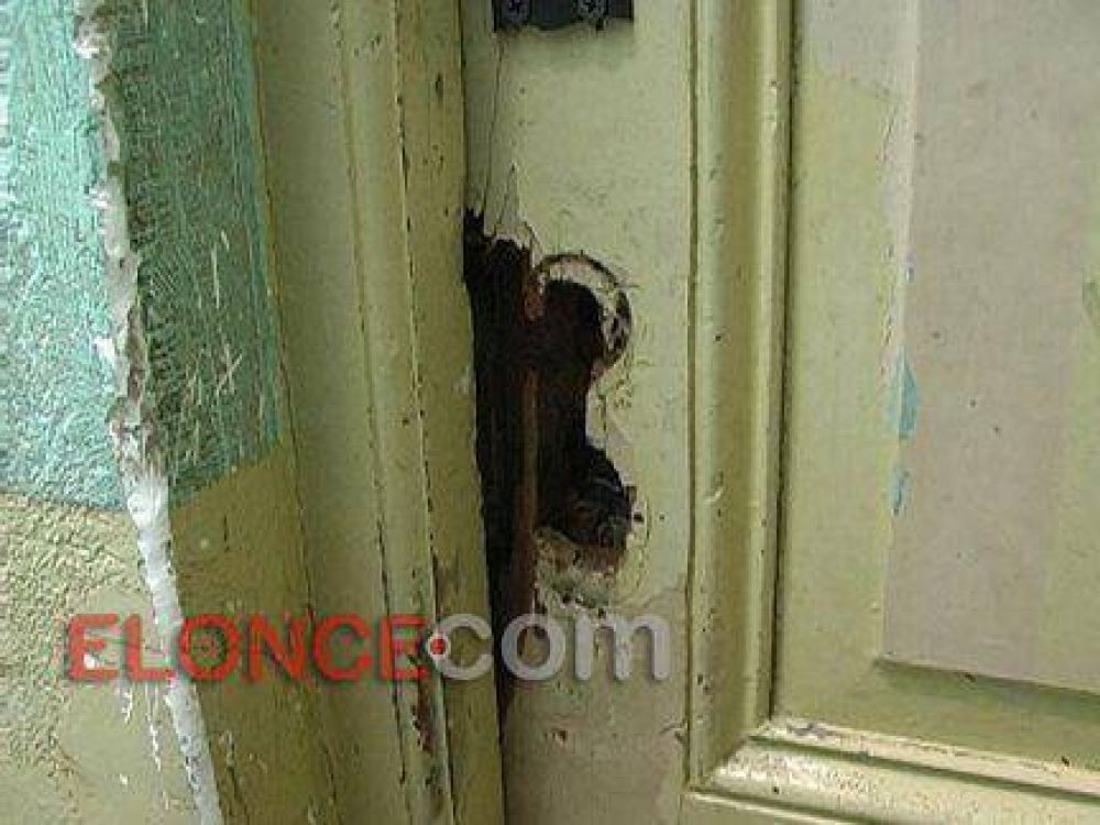 Robo en la APB: �llama la atenci�n que el signo de violencia de la puerta era interno�