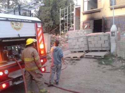Principio de incendio en barrio Monte Lindo