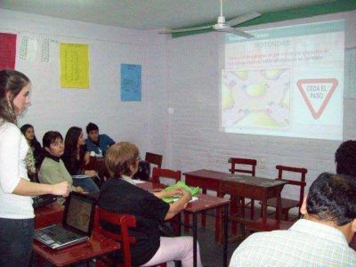Curso intensivo en la Escuela de Conductores