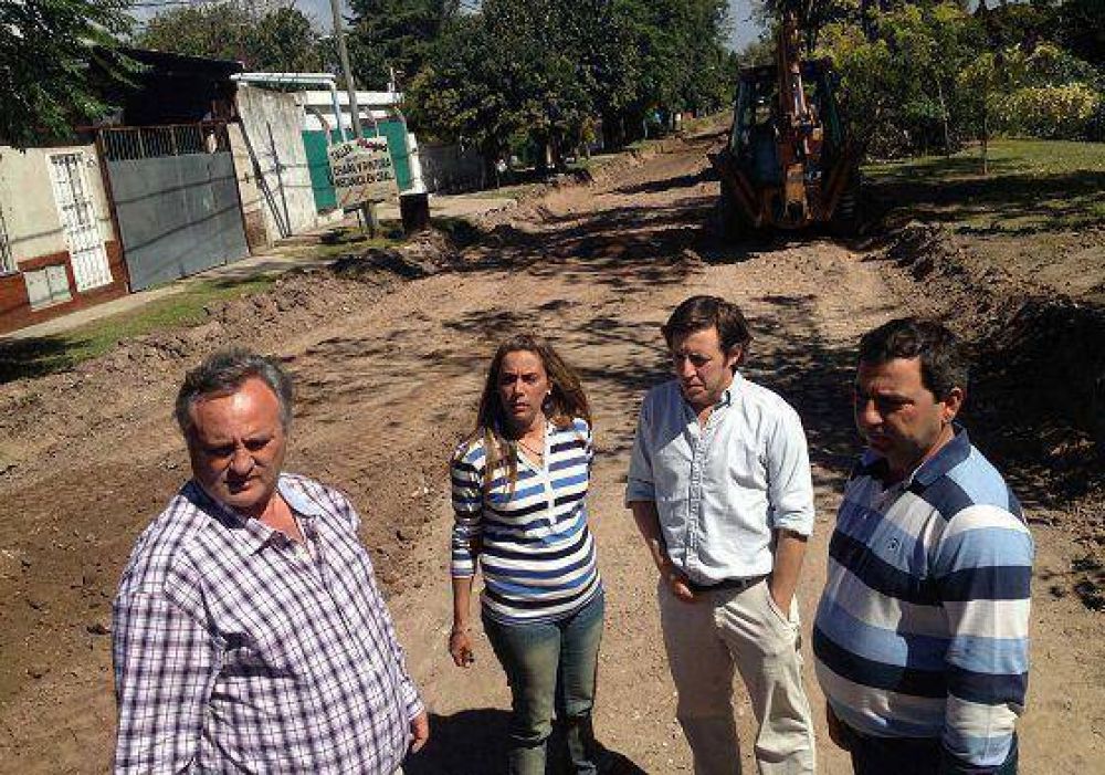 Realizan una importante obra para descomprimir tr�nsito en Bella Vista