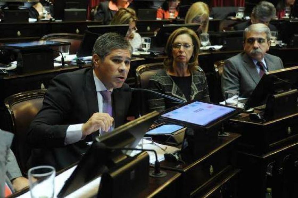 El Senador Pablo Gonzlez defendi el acuerdo con Respsol