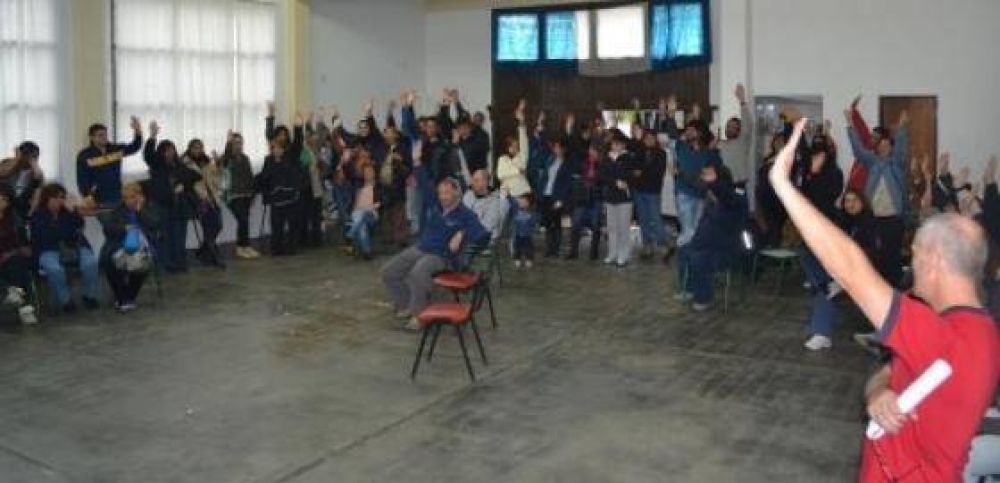 Estatales de ATE y UPCN inician paro y en asamblea deciden acciones conjuntas