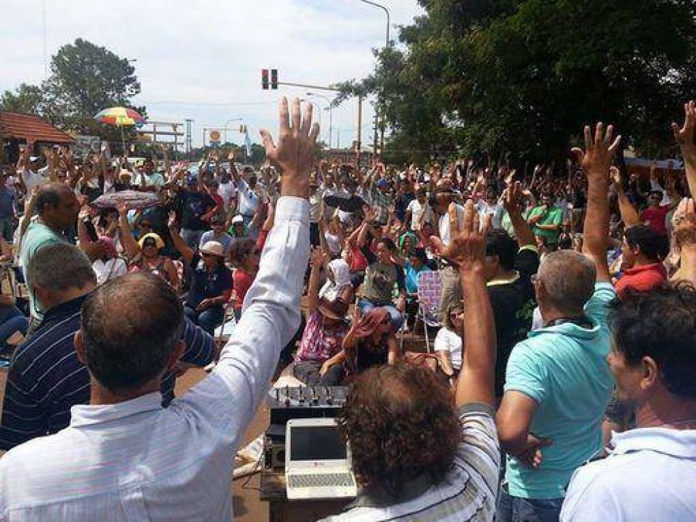 La suba del b�sico en mayo puso fin al conflicto con un grupo docente 