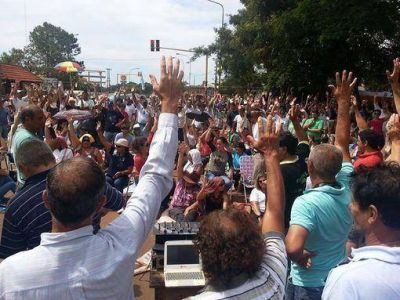 La suba del b�sico en mayo puso fin al conflicto con un grupo docente 
