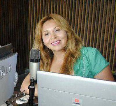 Mujeres del Partido Justicialista echan a una periodista
