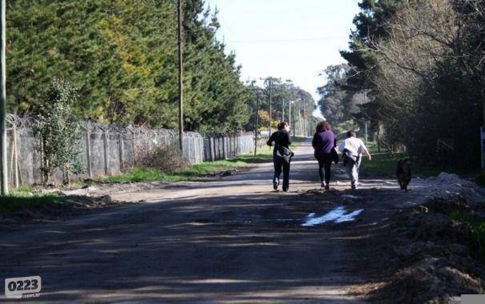 Vecinos de Parque Camet no tienen gas, agua, cloacas ni pavimento