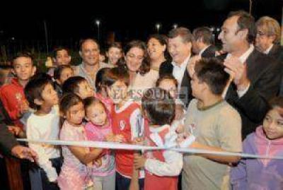 Luc�a Corpacci inaugur� el parque lineal N�stor Kirchner