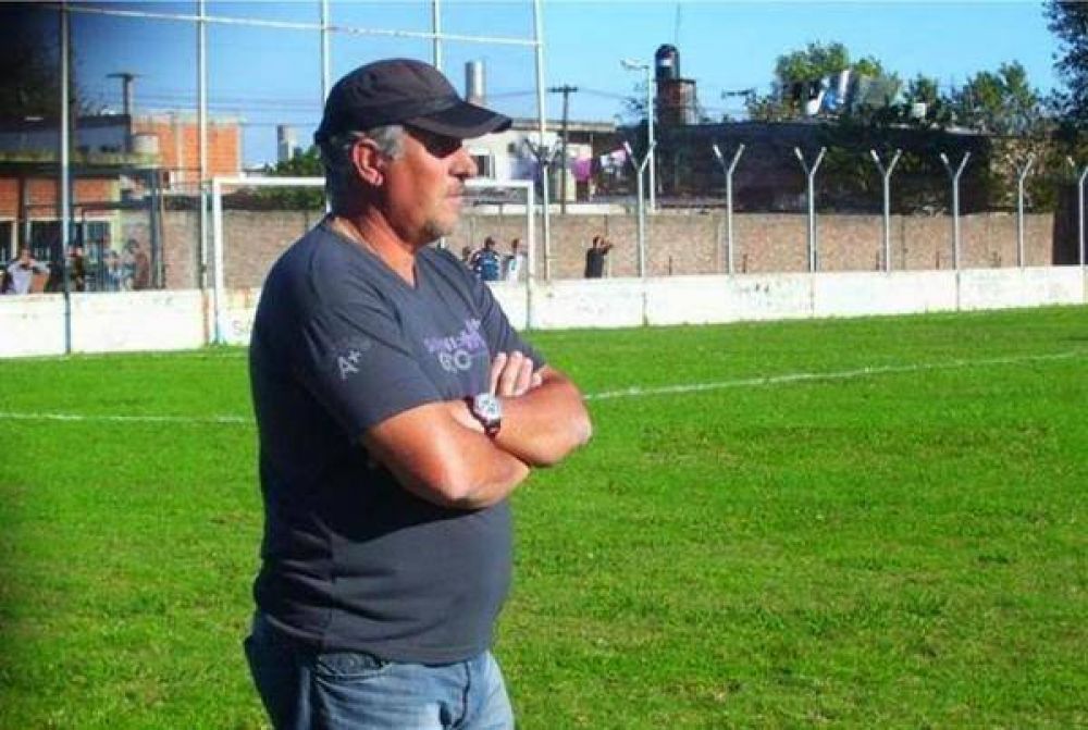 D�Angelo es el nuevo DT de Defensores Unidos