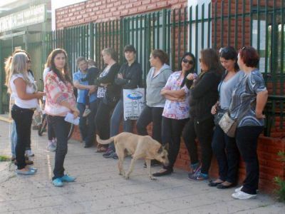 Madres expresaron su desagrado por la falta de clases para sus hijos