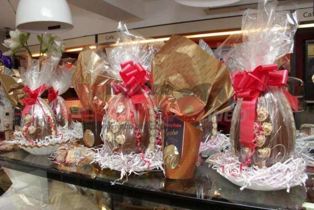 Los huevos de Pascua cuestan hasta 900 pesos