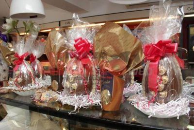 Los huevos de Pascua cuestan hasta 900 pesos