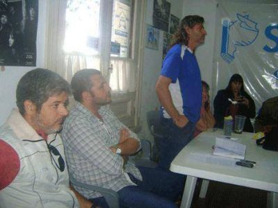 Los delegados de Suteba Chivilcoy votaron por seguir el plan de lucha 