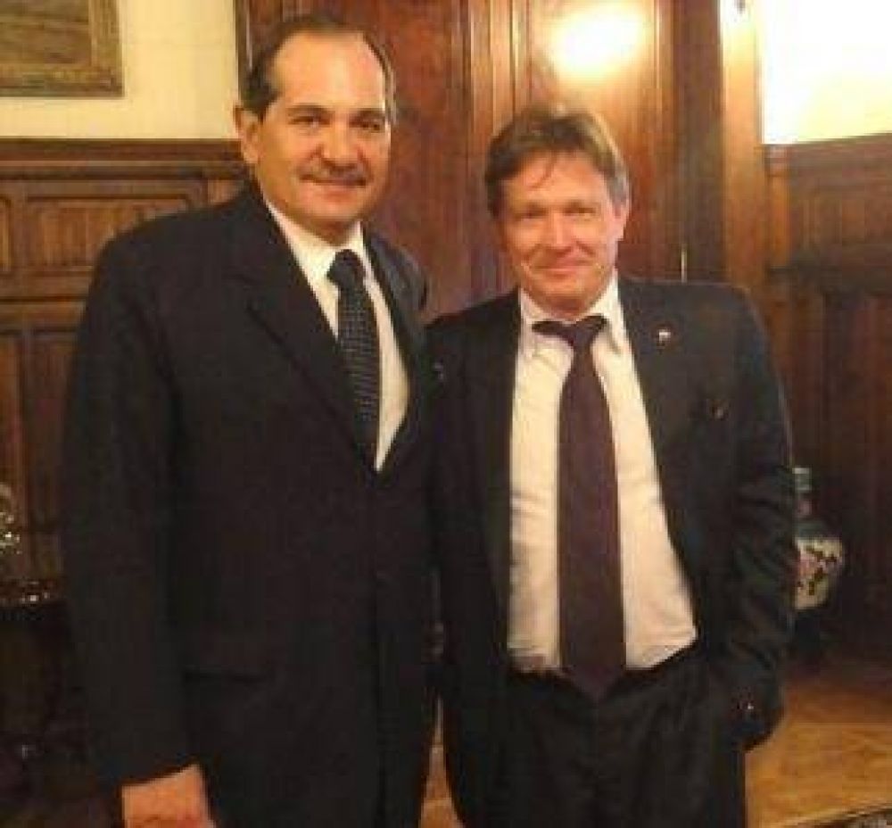 Alperovich dialog� con el embajador de Rusia sobre las exportaciones 