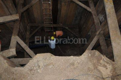 El socav�n de Urquiza y C�ndido Pujato estar� reparado para mayo