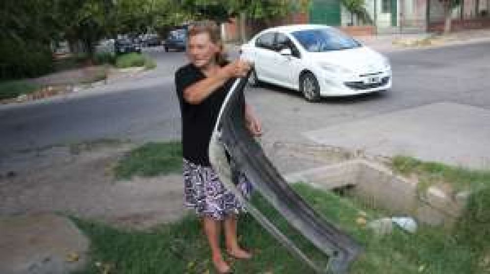 Capital: quejas de vecinos por una esquina peligrosa