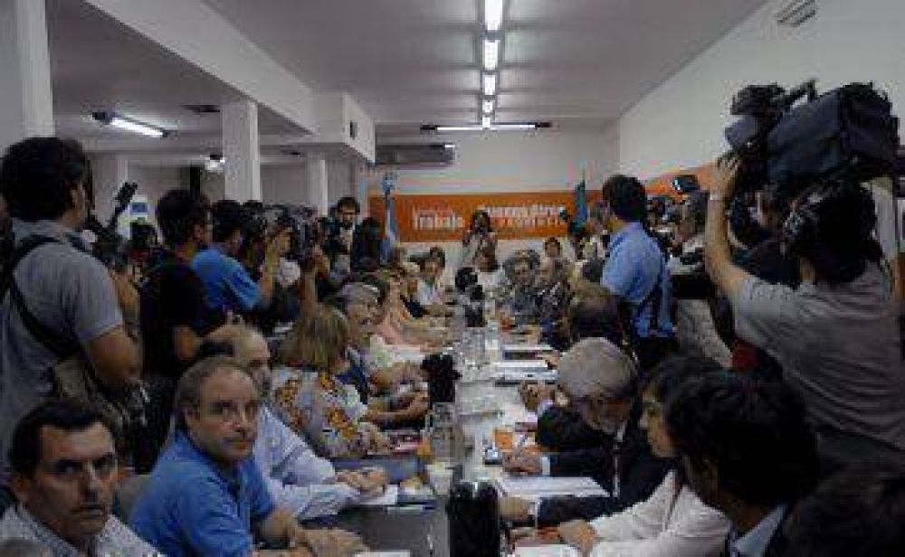 Educaci�n: costos de una pelea sin ganadores