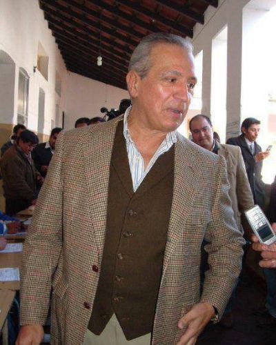 ROMERO CUESTION� LAS DEMORAS EN LA AUTOPISTA OR�N-PICHANAL