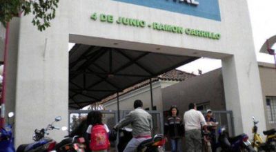 Choc� camioneta de Vialidad que trasladaba a autoridades educativas