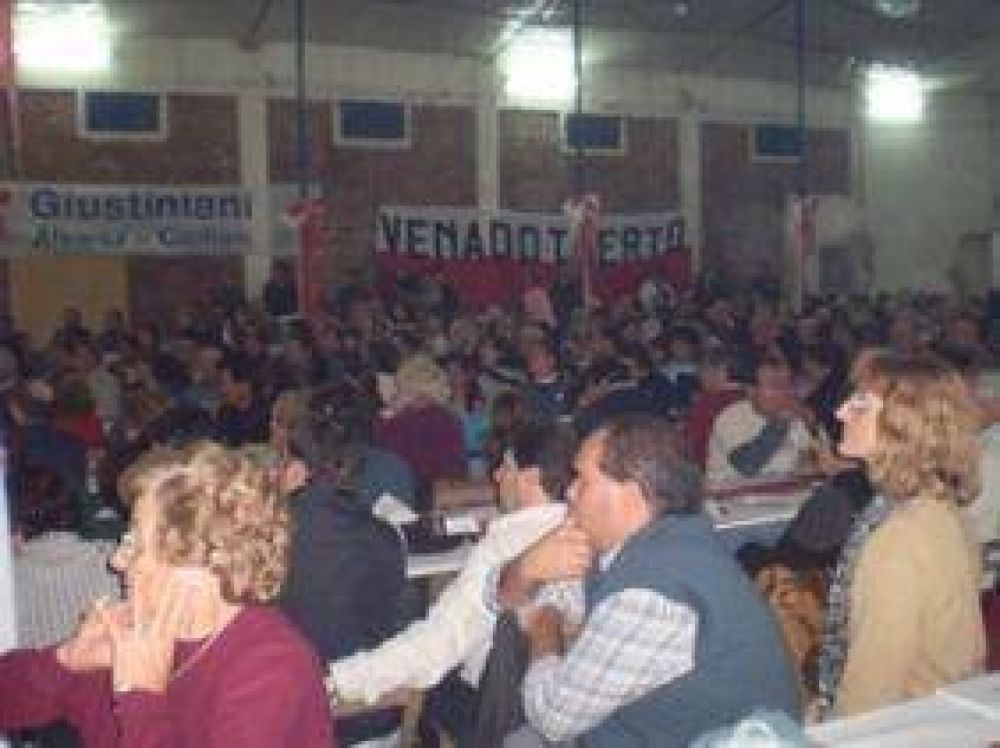 M�s de 900 radicales se reunieron en el sur santafesino