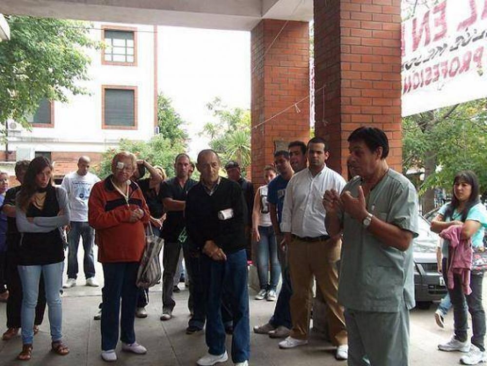 Vecinos propusieron formar una comisi�n de apoyo en el hospital Evita