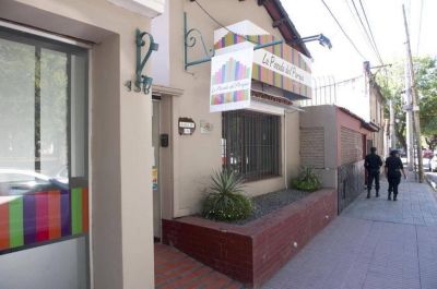 La due�a del hostal estar�a en Espa�a