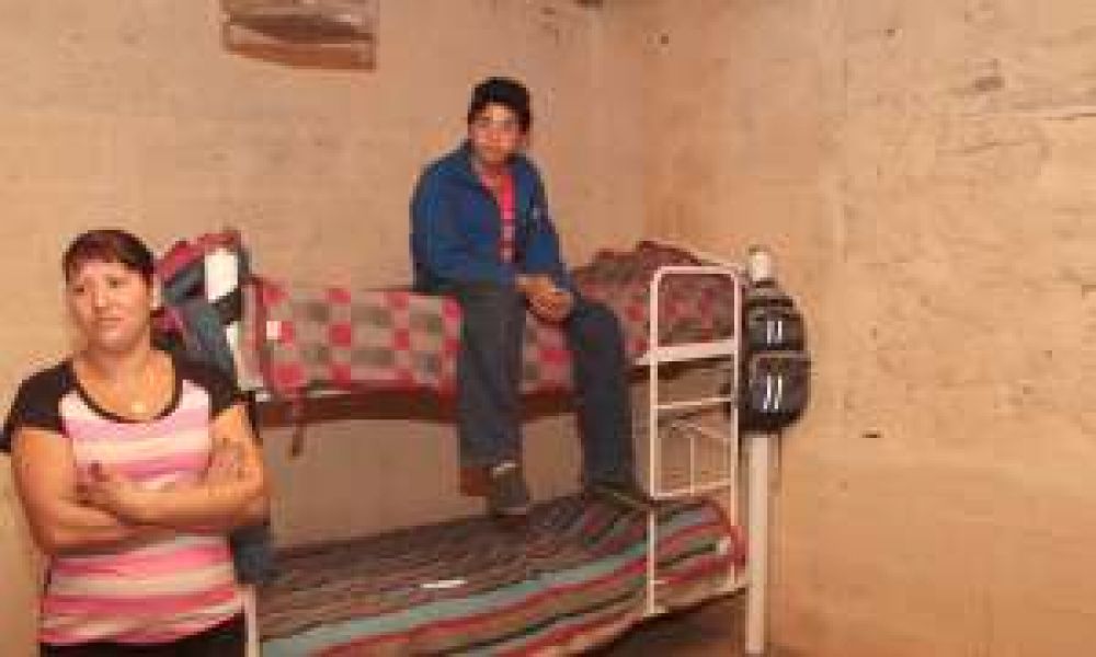 El ni�o que emocion� a Cristina, en los primeros pasos de su nueva vida