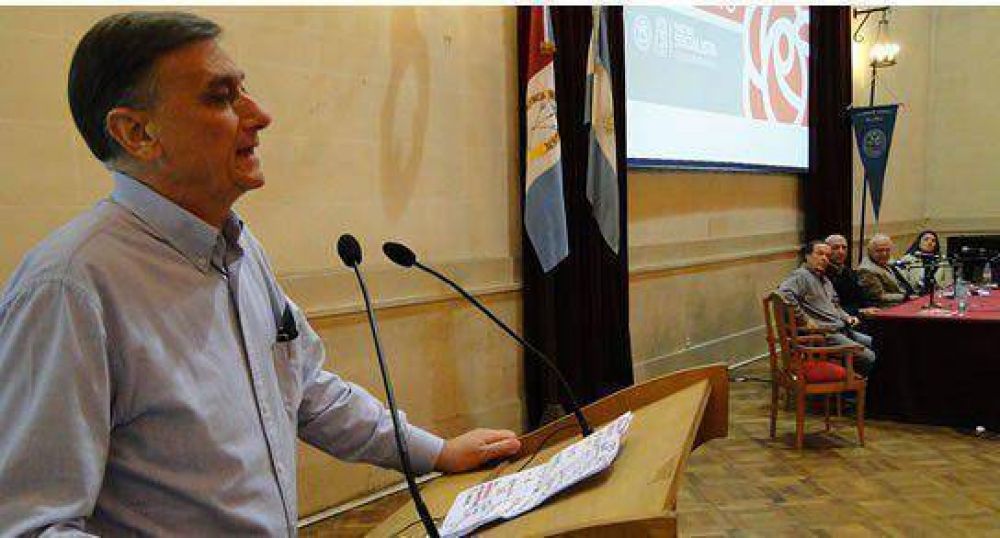 Binner con socialistas de Am�rica Latina