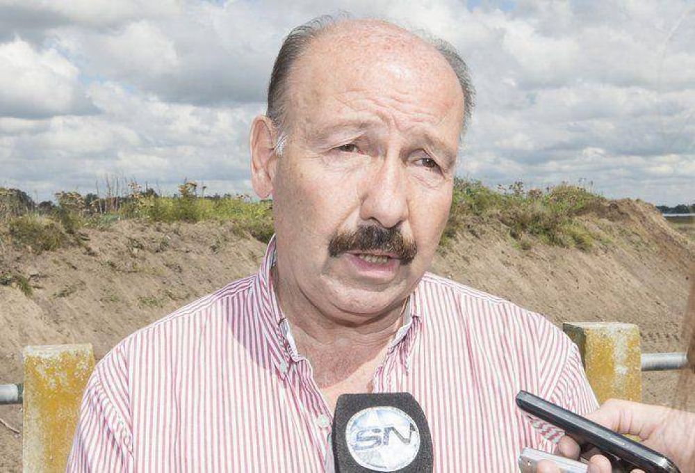 Inza supervis� el avance de las obras h�dricas en la zona del puente Las Blancas