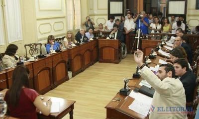 Concejo: con los votos justos, se declar� la emergencia y exhort� cese de las retenciones