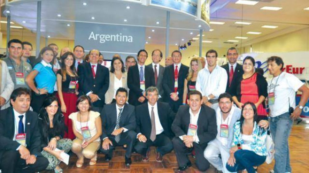 Salta promociona el turismo en la Feria Internacional de Bolivia