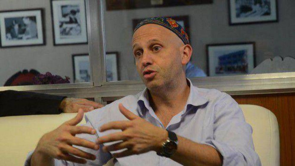 El rabino Sergio Bergman presenta su libro sobre el Papa Francisco hoy en el Sal�n Azul