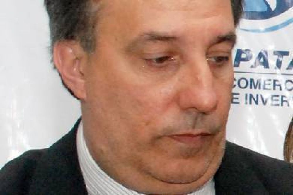 Cretini calific� de �intolerantes� las declaraciones de Cimadevilla sobre la expropiaci�n de YPF