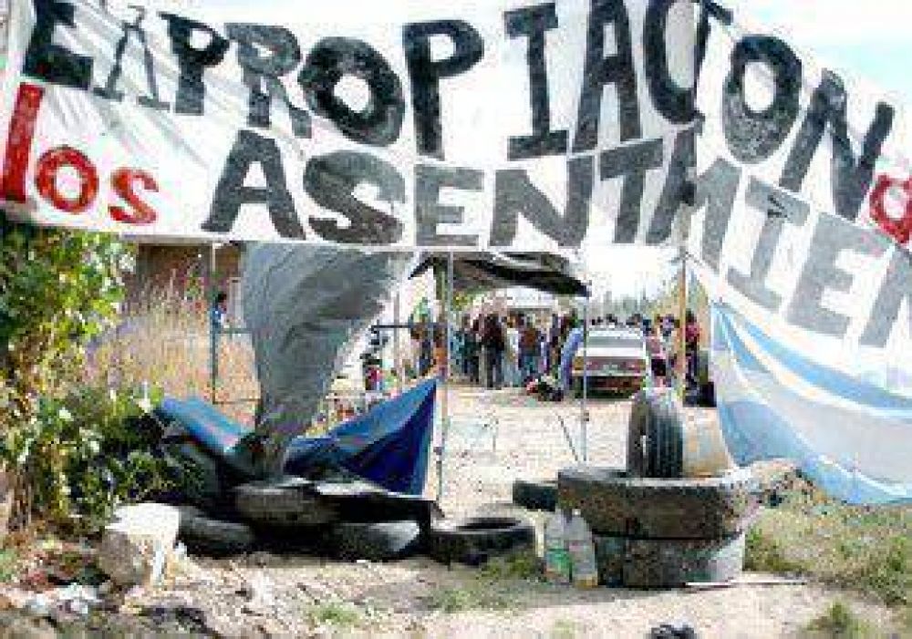 Romero reclam� nueva conducci�n en la toma