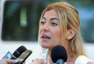 Nora de Luc�a: "Las clases pueden comenzar el lunes"