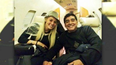 Roc�o Oliva y Mirtha Legrand no podr�n nombrar a Maradona