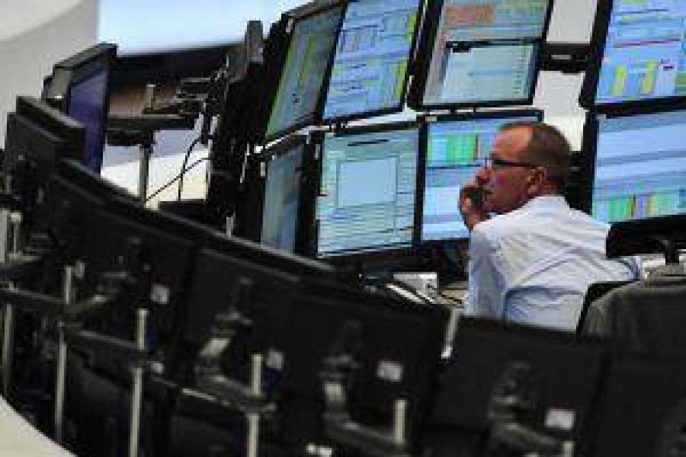 Leves subas en Wall Street al cierre de la semana