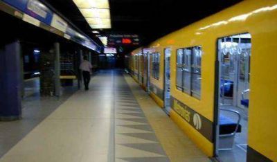 Proponen agregar furgones en el subte