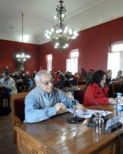 Tras las graves denuncias en el HIGA, designan a Carlos Garbe como director