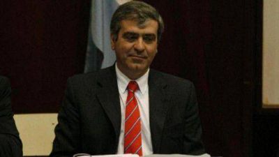 Cano reclam� pol�ticas de fondo para defender la industria azucarera