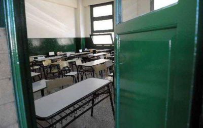 "No paramos 17 d�as por $240 m�s", dijo D�az de Udocba