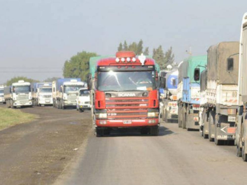 Piden que se subsidie un peaje en la autopista a Santa Fe para no saturar la ruta 11